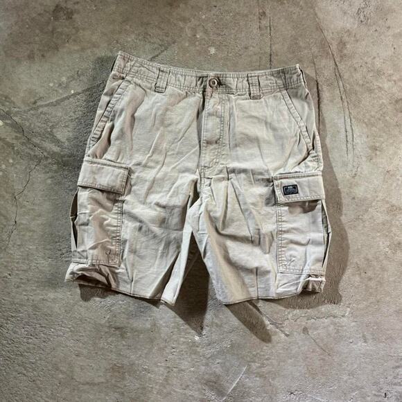 Tan Nike SB Cargo Shorts - Picture 1 of 8